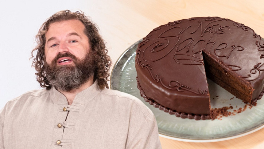 Josef Maršálek připravil čokoládový dort, oblíbený po celém světě