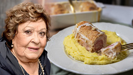 Kuřecí řízky zapečené se šlehačkou: Jednoduchý recept z kuchařky Jiřiny Bohdalové, ke kterému se budete stále vracet