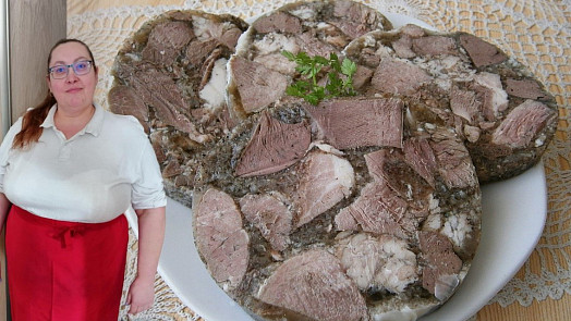 Řeznice radí: Selská tlačenka patří k absolutní špičce zabijačkových výrobků a snadno ji připravíte i doma