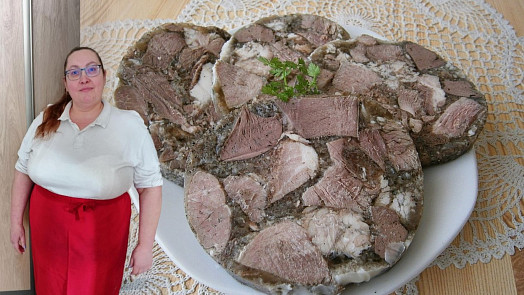 Řeznice radí: Selská tlačenka patří k absolutní špičce zabijačkových výrobků a snadno ji připravíte i doma