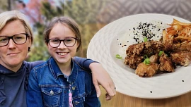 Náš život s celiakií: Vyzkoušeli jsme japonské křupavé kuře karaage. Tyto kuřecí nugetky si Áňa zamilovala