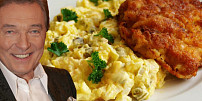 Recept na božský salát podle Karla Gotta: Mistr přidával jednu ingredienci, která dává jídlu zajímavý šmrnc