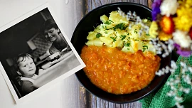 Tři nejlepší recepty od mé maminky: Dušenou mrkev, plněné pečené papriky i jahody v misce si zamilujete taky