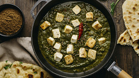 Znáte „panýr“? Slavný indický sýr se dá využít místo masa, báječně chutná palak paneer se špenátovou omáčkou