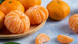 Šťavnaté mandarinky: Připravte si z nich punč s medem a skořicí nebo je zapečte s krevetami!