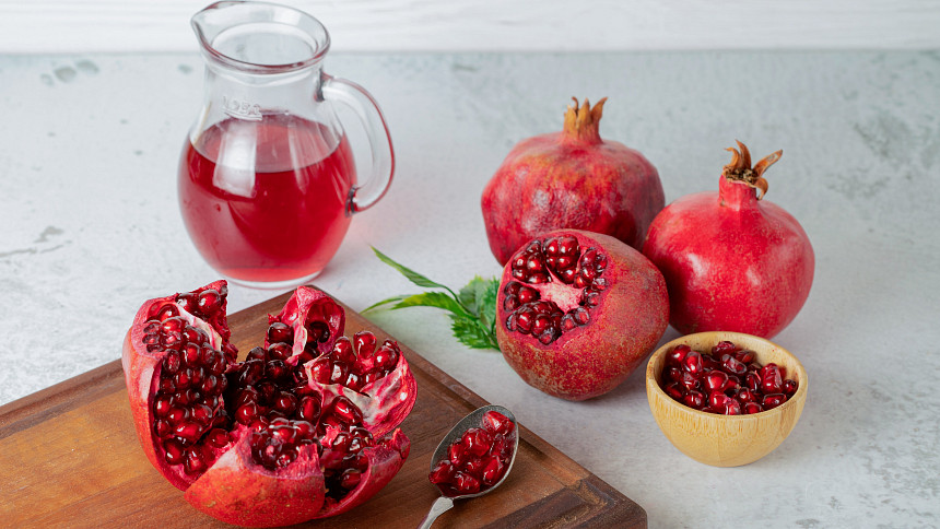 Proč se granátovému jablku říká ovoce lásky? Probouzí touhu a ještě výborně podpoří imunitu