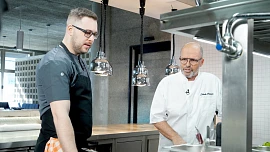 Šéf se vrátil! Zdeněk Pohlreich už zase boduje v novém kulinárním pořadu