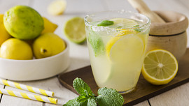 Osvěžující brazilská limonáda: Dostane vás příchutí limetek a jednou neobvyklou ingrediencí