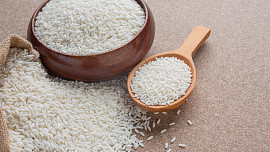 Co se zbytkem uvařené rýže? Okamžité zchlazení zabrání množení nebezpečné bakterie