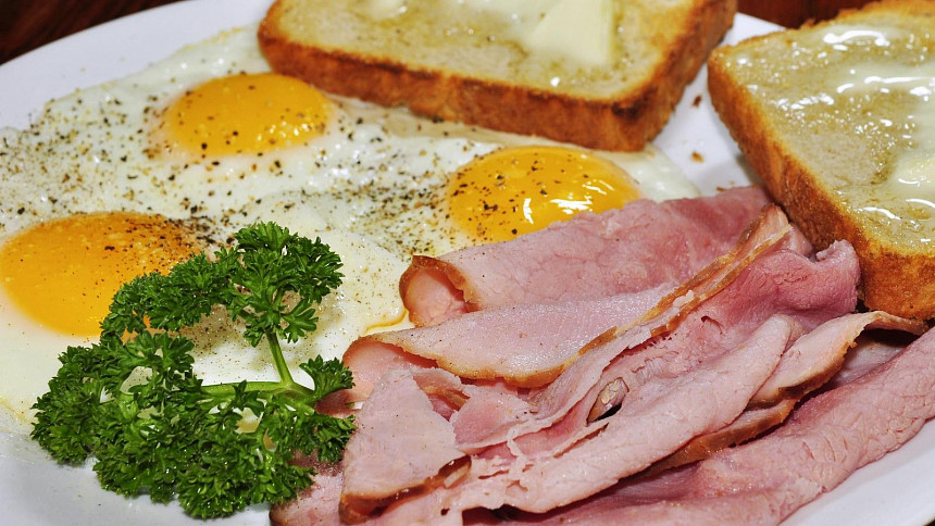 Nejlepší slaná snídaně? Jednoznačně hemenex! Jak šunku s vejci dovést k dokonalosti?