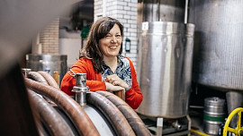 Recepty likérů Jenčíka a jeho dcer se neženou za módou, ale za chutí, co vás vrátí domů