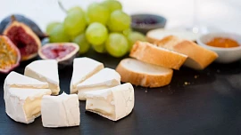 Král sýrů vládne Česku od první světové. Hermelín je naše odpověď na francouzský camembert