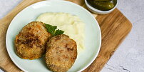 Zapomeňte na pánev plnou tuku. Holandské řízky zvládnete snadno i v horkovzdušné fritéze