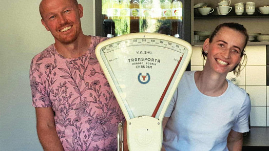 Zazářili s vlašákem v rohlíku, umí toho ale víc: Eva s Radkem založili retro bistro a dveře se u nich netrhnou