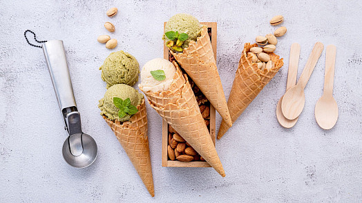 Zmrzliny, jak je (ne)znáte: Už jste měli klobásovou, tvarůžkovou nebo uzenou?