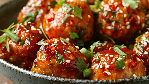 Jak na bezchybné masové kuličky z horkovzdušné fritézy: Ostravsky Gastrošef používá nivu a sušenou cibuli, výsledek je top