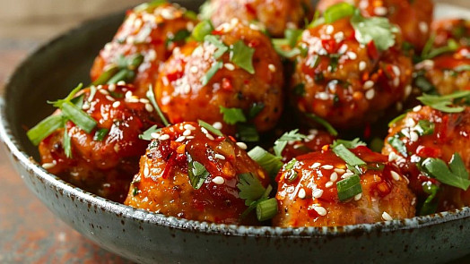 Jak na bezchybné masové kuličky z horkovzdušné fritézy: Ostravsky Gastrošef používá nivu a sušenou cibuli, výsledek je top