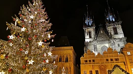 Pražské adventní trhy: Klobása za 120 Kč na Staromáku, trdelník za 170 Kč na Václaváku a nejlepší svařák je na Míráku