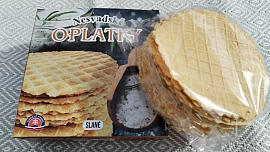 Retro okénko: Křupavé brynzové oplatky se kdysi vyráběly jako znouzectnost, dnes jsou oblíbené nejen na Slovensku