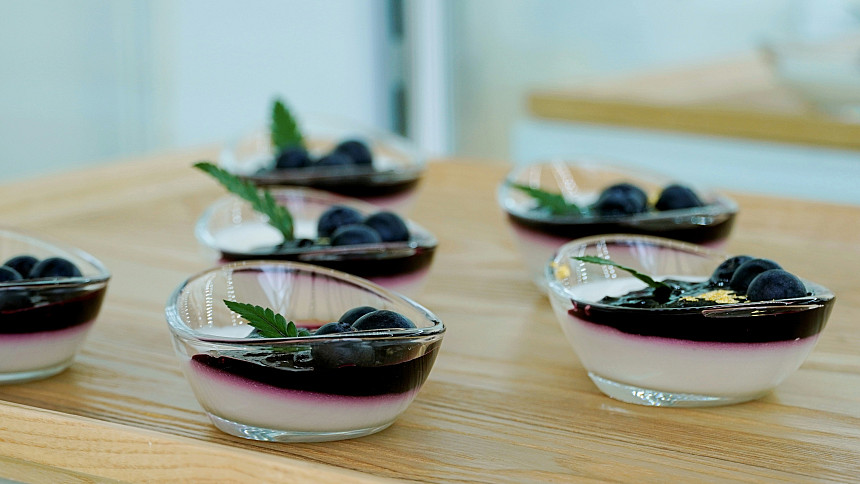 Při výběru jogurtu sledujte podíl ovocné složky.