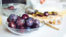Skvělé švestkové kombinace: Zkuste ovoce spojit s mákem, vanilkou, rumem nebo slaninou!