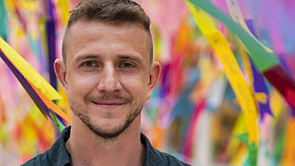 Jakub Štáfek si s oblibou dá smažák i guláš: Měsíc v kuse to ale jíst nejde, směje se herec a přiznává, jak to má s vařením