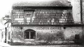 Jak vypadaly středověké krčmy? Ve slavné Jedové chýši hosté míchali utrejchy přímo u stolu