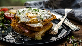 Znáte croque monsieur? O oblíbeném francouzském sendviči psal již spisovatel Marcel Proust