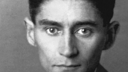 Franz Kafka byl vegetarián, miloval čočku nakyselo a zelenou špaldu. Každé sousto dvaatřicetkrát žvýkal a zemřel hlady