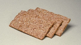 Knäckebrot vznikl jako "chleba pro chudé". Je základní potravina dietářů opravdu dietní?