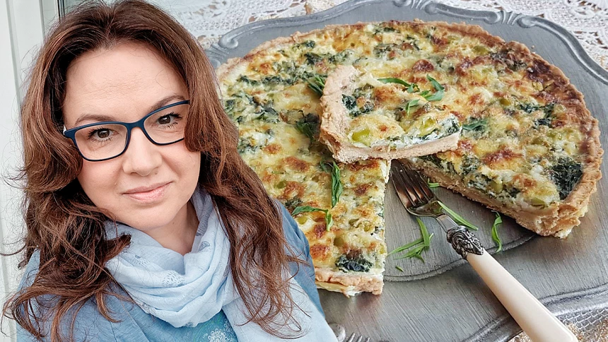 Holka u plotny: Tenhle slaný koláč se špenátem, smetanou a sýrem chutná i králi, vůbec se tomu nedivím