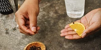 Připravte si doma osvěžující koktejly jako profesionál: Důležité jsou suroviny a alkohol, který použijete