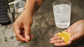 Připravte si doma osvěžující koktejly jako profesionál: Důležité jsou suroviny a alkohol, který použijete