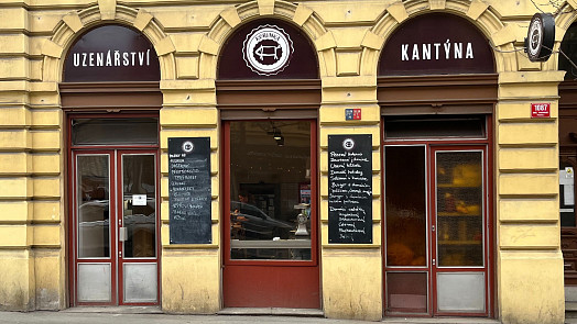 Oběd za 159 Kč v centru Prahy: Objevili jsme kantýnu, kde se najíte líp než v lecjaké restauraci