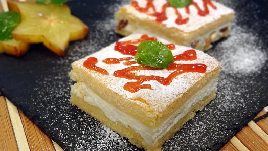 Úžasné křehké řezy s tvarohovou náplní zvládne i začátečník: Voní vanilkou a rozplývají se na jazyku