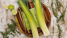 Byliny v kuchyni: Pórek funguje jako přírodní antibiotikum. Jak poznat opravdu čerstvý kus?