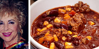Jídelní rozmary Liz Taylorové: Hollywodská herečka milovala míchaná vajíčka i tohle chilli. Recept je snadný