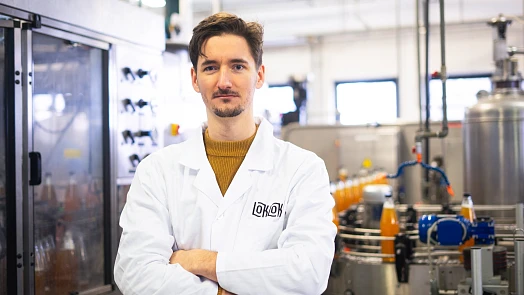 V dětství se kombuchy bál, v Austrálii se do ní zamiloval a v Čechách z ní Michal Ďuriník vytvořil šampaňské bez alkoholu