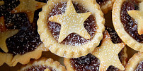 Britské vánoční koláčky mince pies byly původně jen pro bohaté. Dnes je pečou všichni!