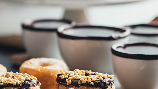 Trochu jiná kobliha: Nadýchané jako donuty, křupavé jako croissanty. Znáte sladké cronuty?