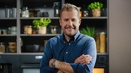 Naučte se připravovat ryby jako profesionál: Šéfkuchař Marek Raditsch poradí, jak vytvořit dokonalé rybí menu