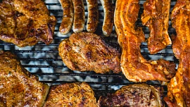 Grilování levou zadní: Jak správně připravovat různé druhy masa?