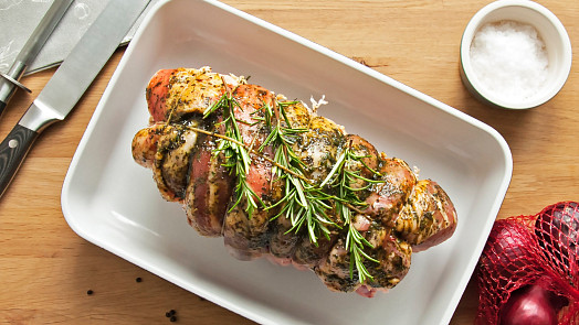 I z nejlevnějších částí masa se dají vyrobit skvělé pokrmy. Připravte játra à la svíčková nebo luxusní pečeni z kližky