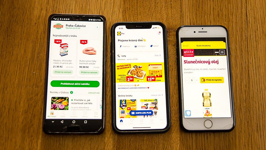 Porovnali jsme věrnostní aplikace supermarketů: Účtenky už můžete mít jen v mobilu, nákupní seznam i recepty taky