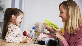 Levné a zdravé domácí svačiny pro školáky: Sendvič za 13 Kč, mléčná rýže za 12 Kč a další variace, které nezruinují peněženku