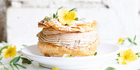 Úžasné francouzské věnečky Paris Brest voní lískovými oříšky. Proč se pečou ve tvaru kola?