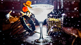 Novoroční přípitek bez alkoholu: Silvestrovskou oslavu nemusí ovládnout šampaňské. Na výběr je mnoho alternativ