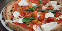 Historie neapolské pizzy: Oblíbená Margherita dostala název podle mlsné šlechtičny