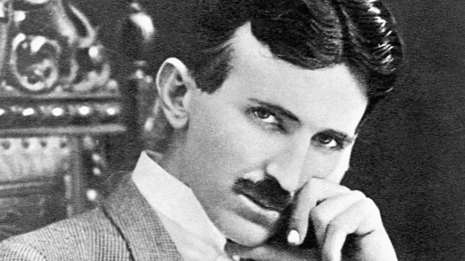 Nikola Tesla: První ekologický aktivista sice držel přerušovaný půst, ale byl přesvědčený, že alkohol je elixírem života