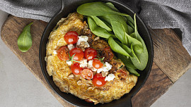 9 nejzajímavějších způsobů, jak využít igelitové sáčky: Hodí se při obalování, zdobení i pro přípravu „sáčkové omelety“